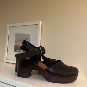 B.o.c. Born Concept Natasha Platform Sandal/Clog